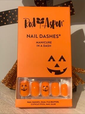 Red Aspen Orange Pumpkin Jack-O'-Lantern Press-On Nails